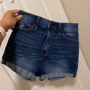 Hollister dark blue wash denim high waisted shorts